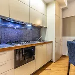Housmart Azzo Gardino 4 *