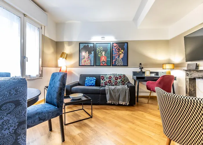 Апартаменты Housmart Azzo Gardino 4 Болонья