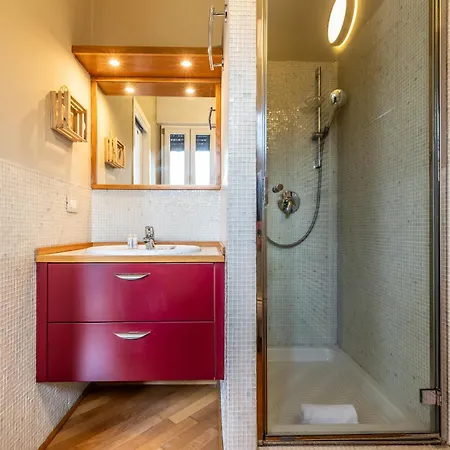 Lägenhet Housmart Azzo Gardino 4