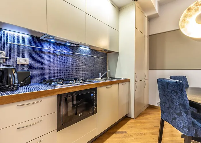 Housmart Azzo Gardino 4 *